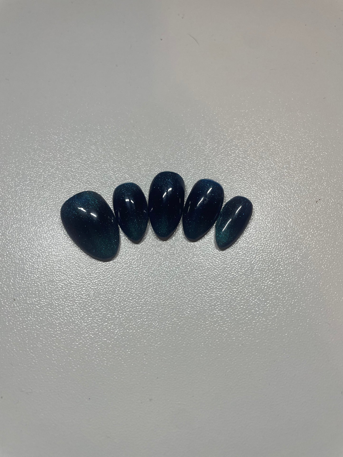 Blue Cat Eye Press-Ons